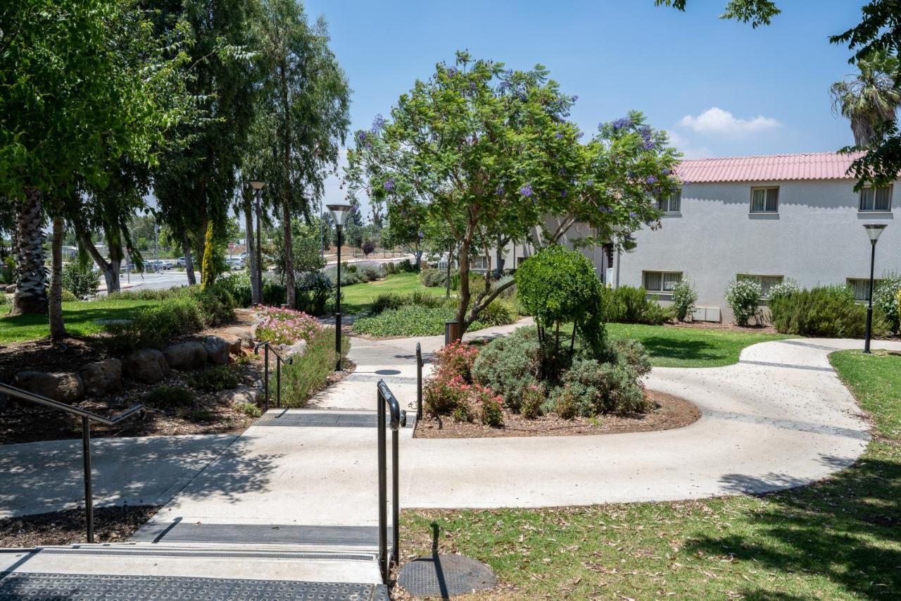 Keshet Yehonatan Country Lodging Buitenkant foto